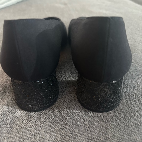 Stuart Weitzman black pumps sparkle heels low SZ 9 prom dance classic neutral - Picture 3 of 8